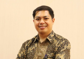 Dr. Dimas Bagus Wiranatakusuma, SE., M.Ec.