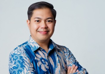 Dr. Dimas Bagus Wiranatakusuma,SE., M.Ec